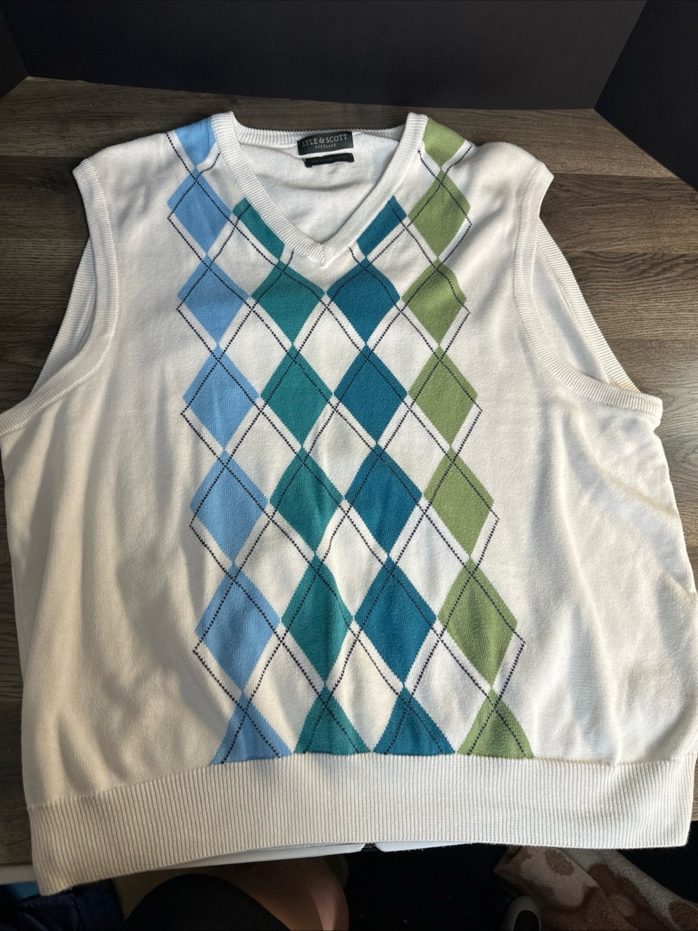 Lyle & Scott men’s White Argyle V-Neck Knit Vest with Blue and Green Diamonds